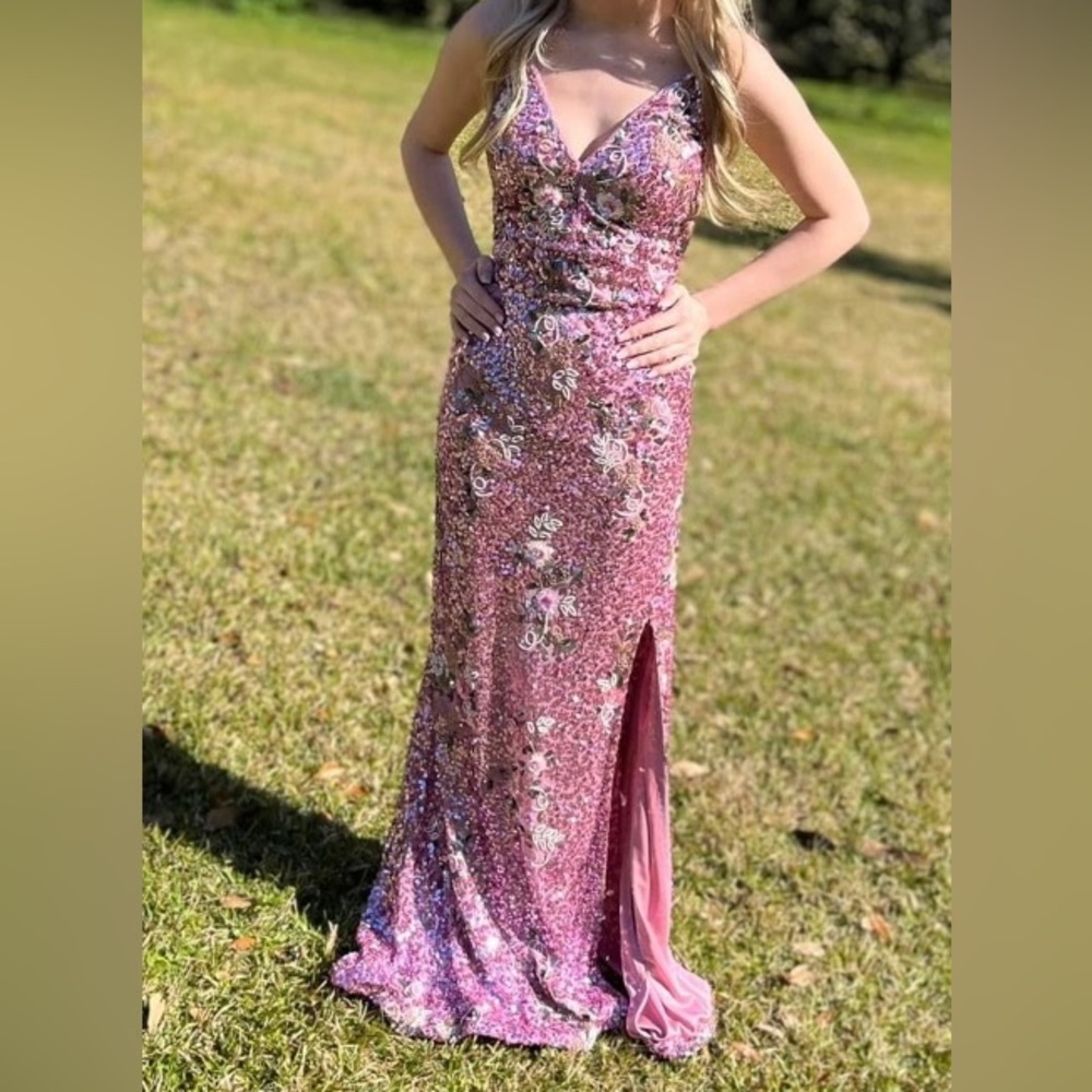 Prom dress - Picture 4 of 5